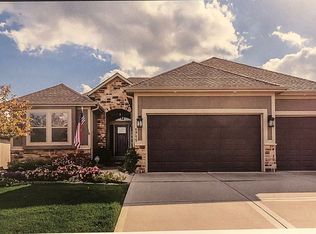 1711 NE Chapel Woods Dr, Lees Summit, MO 64064