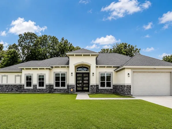 158 Road 6609, Dayton, TX 77535