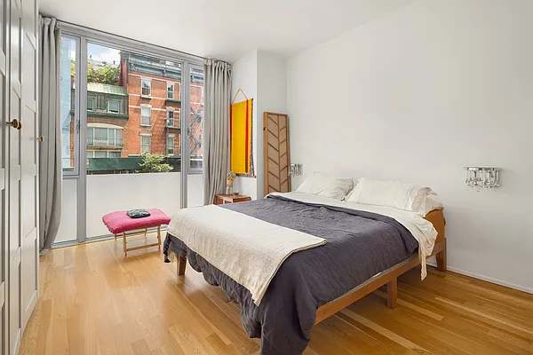 Rented by SERHANT. | media 9