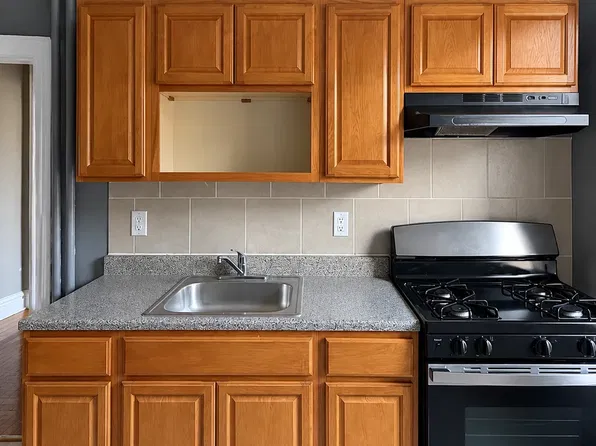 324 Park Ave #19, Newark, NJ 07107
