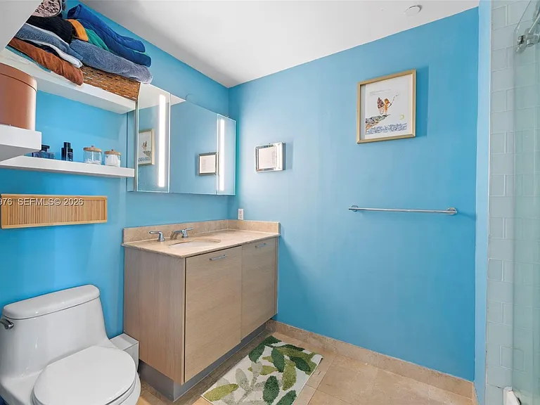 350 NE 24th St #703 — Photo 13