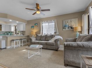 3923 Country Club Blvd #3923, Cape Coral, FL 33904