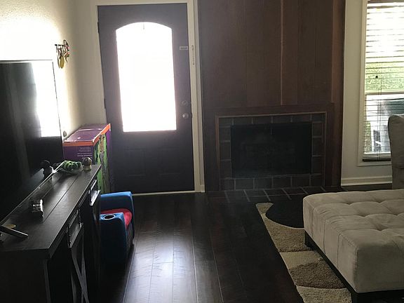 3rd image of 10325 Bell Gardens Dr