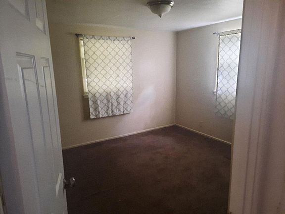 3rd image of 1721 Huey St