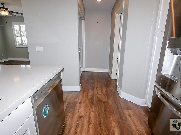 8744 Concourse Ct — Photo 19