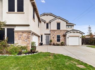 9467 Palmerson Dr, Antelope, CA 95843