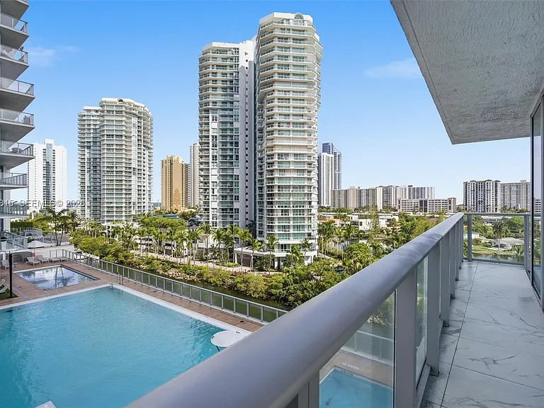 330 Sunny Isles Blvd #5-708 — Photo 6