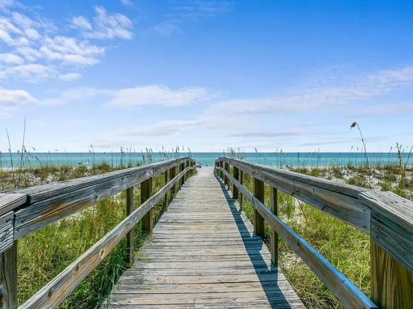 1625 Bulevar Mayor APT F2, Gulf Breeze, FL 32561
