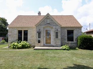 3569 S 15th Pl, Milwaukee, WI 53221