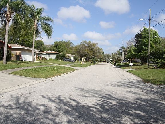 2nd image of 1513 Linwood Dr