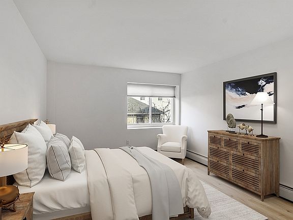 2nd image of 80 Main St APT 4