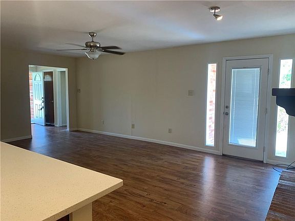 2nd image of 1026 Southbay Dr