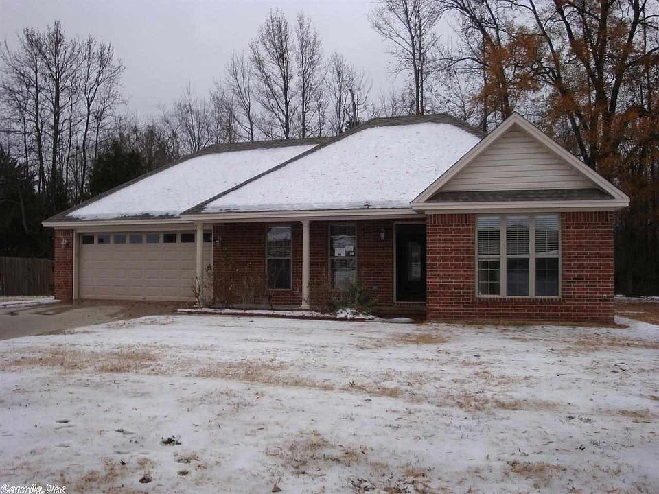 1st image of 72 Rebecca Ln