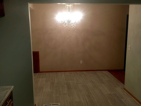 3rd image of 5316 Kenyon Dr