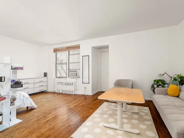 1420 York Ave APT 6J, New York, NY 10021