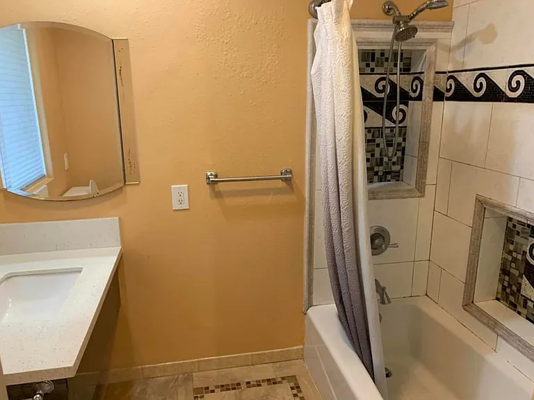 Quail Ct — Photo 14