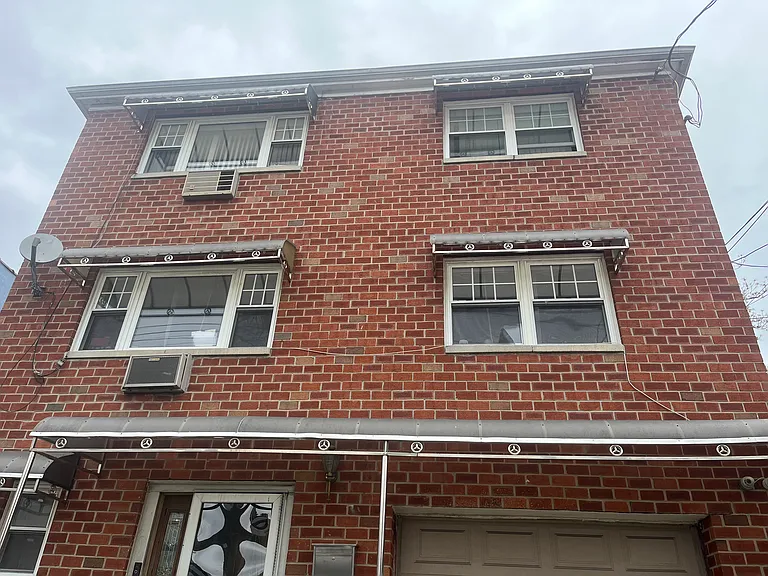 Ely Ave — Photo 1