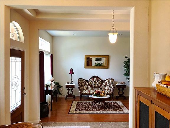 4th image of 2502 Branding Iron Ln