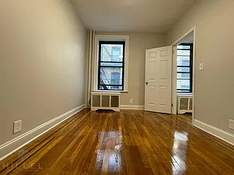 Rented by Hillel Realty Group