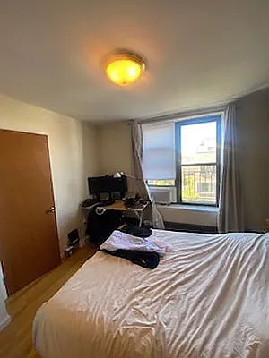 4th image of 633 Grand Ave #9
