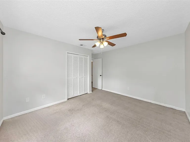 4030 Fieldgreen Pl — Photo 33
