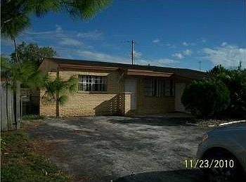 1st image of 2507 Bahama Dr