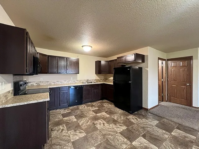 4660 Coal Bank Dr #301 — Photo 6
