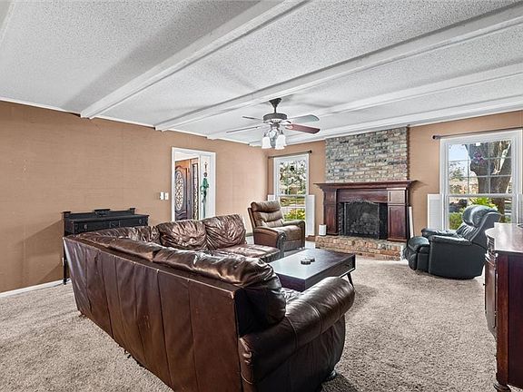 3rd image of 5716 Vendome Dr S