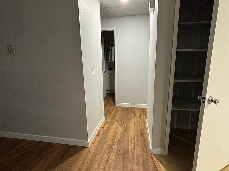 19311 B St E #1 — Photo 17