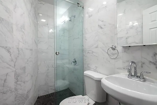 Rented by Town Residential | media 35