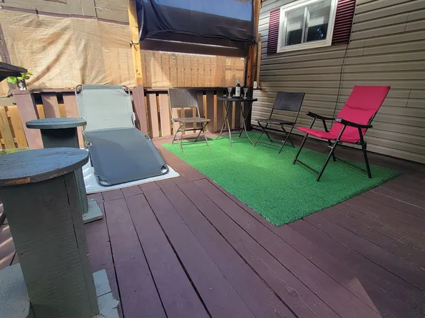 4 Graham Dr, Manitouwadge, ON P0T 2C0