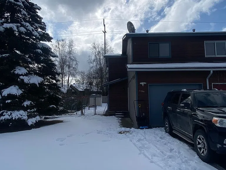 3306 Orion Cir — Photo 20