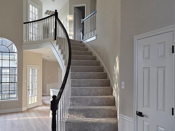 2nd image of 414 Mill Place Ct