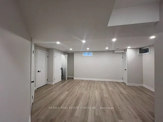 1230 Trudeau Dr — Photo 38