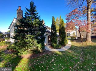 74 Oak Knoll Dr, Berwyn, PA 19312