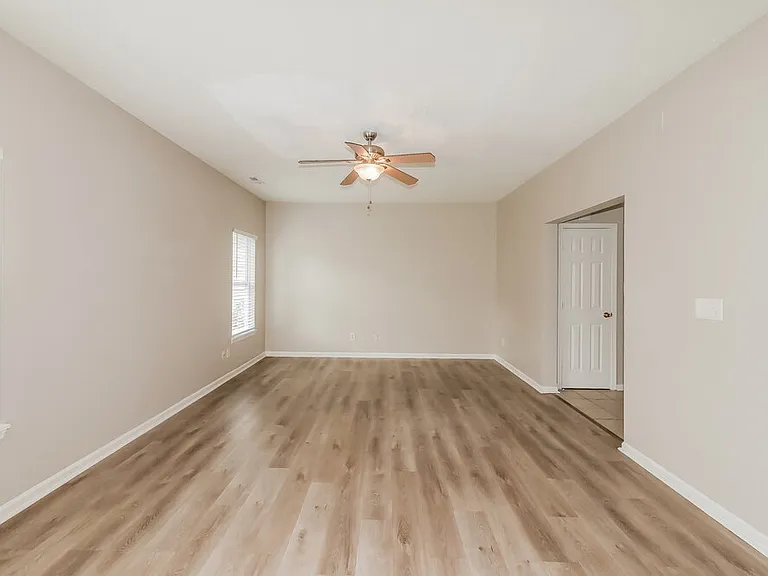 7204 Parklake Pl — Photo 5