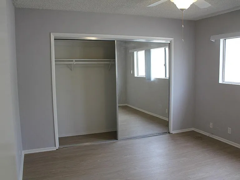 Lido Apartments - 3671 Midvale Ave — Photo 11