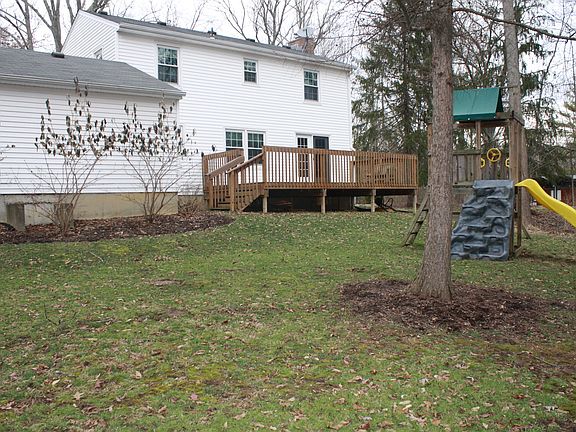 3rd image of 104 Peabody Dr