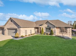397 Linden Ridge Trl, Greenwood, IN 46142