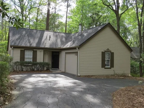 4546 SW 84th Dr, Gainesville, FL 32608