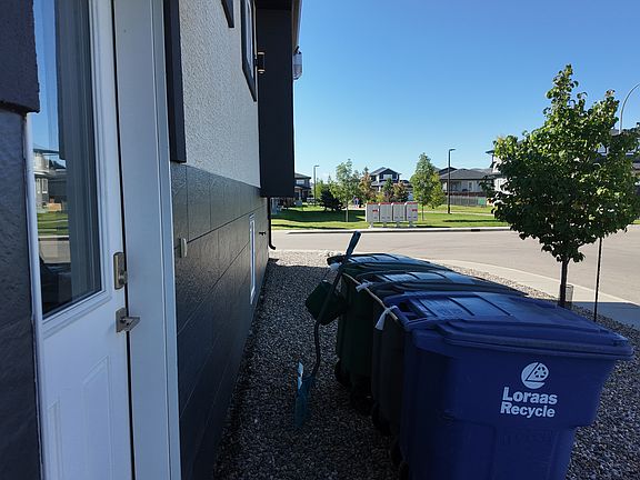 2nd image of 146 Bolstad Way #B