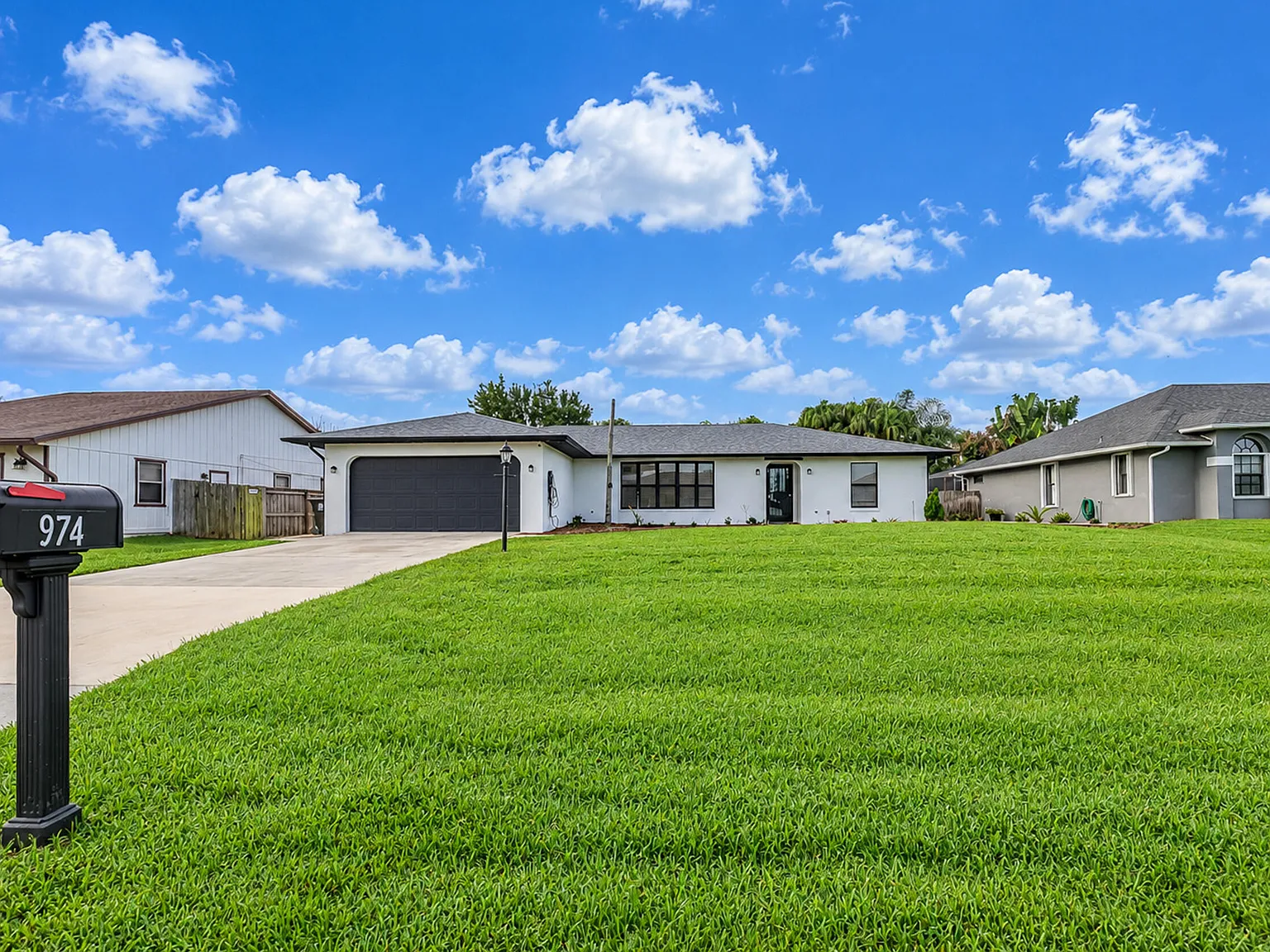 4 bed, 3.0 bath, 1745 sqft, $3,000 — Photo 3