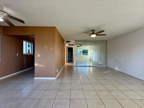 2nd image of 378 Durham L Circle #378