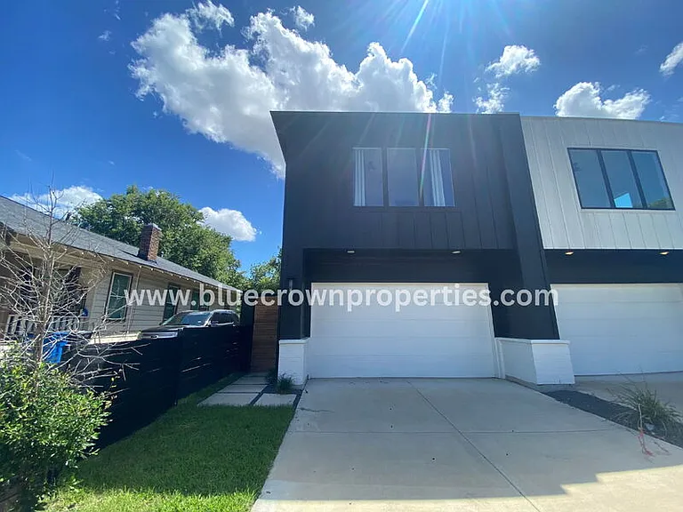 807 S Glasgow Dr — Photo 1