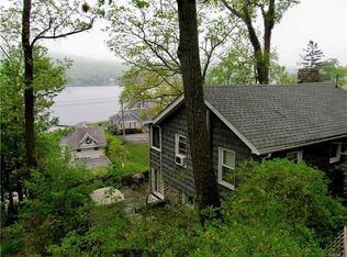 14 Lake Trl, Greenwood Lake, NY 10925
