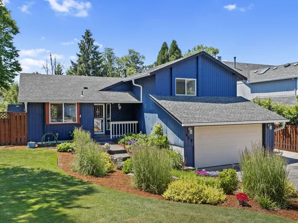 629 SE Greenway Dr, Gresham, OR 97080