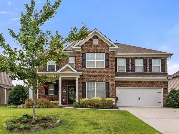 435 Castlebury Ct, Clover, SC 29710