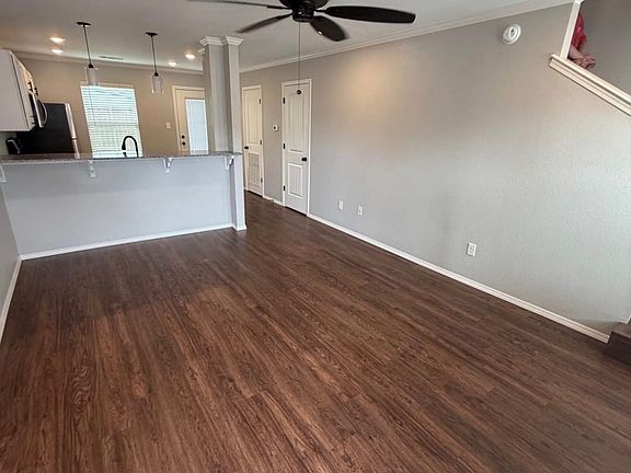 3rd image of 2212 Savannah St #11591345