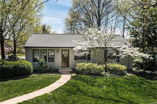1st image of 10700 Larkspur Dr