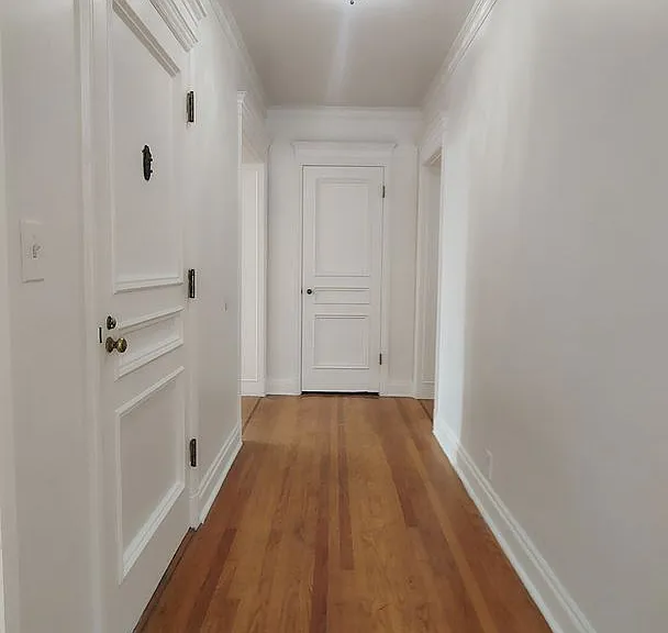 10974 Strathmore Dr — Photo 5